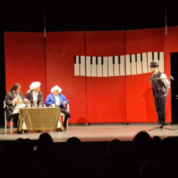 Photo de la pièce Paroles, Paroles de l'école de théâtre Thalie au festival Aux 1ères Loges - Les Loges Virelartdaise