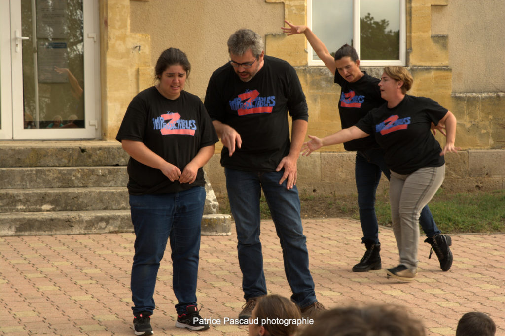 Photo Théâtre d'improvisation de Les Z'Improductibles au Festival Aux 1ères Loges - Les Loges Virelartdaise - Virelade