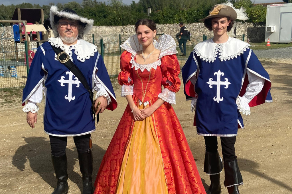 Photo Théâtre de Cape et d'épées avec Les Lames de Montesquieu au Festival Aux 1ères Loges - Les Loges Virelartdaise - Virelade