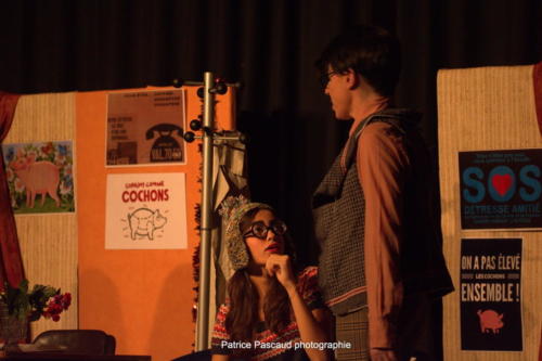 Le pere Noel est une ordure Compagnies Academie des Arts Aux 1eres Loges Les Loges Virelartdaise 2023 (12)