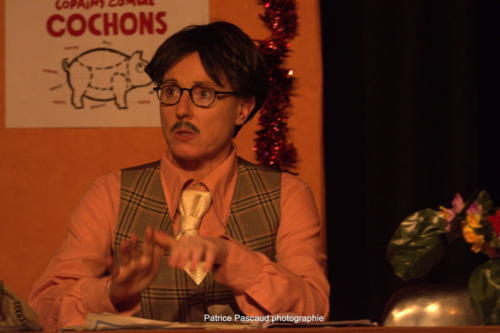 Le pere Noel est une ordure Compagnies Academie des Arts Aux 1eres Loges Les Loges Virelartdaise 2023 (2)