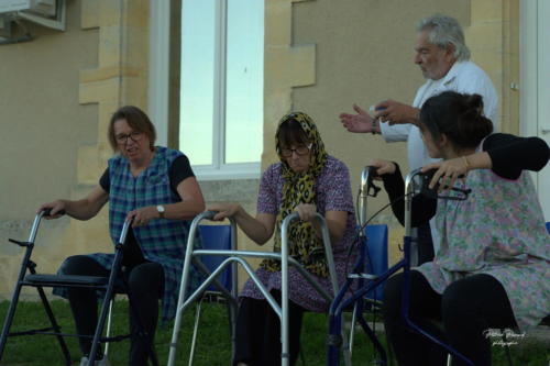 Festival Aux 1eres Loges 2024 Les Loges Virelartdaise Virelade Piece a Mourir Debout (19)