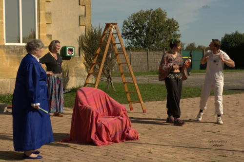 Festival Aux 1eres Loges 2024 Les Loges Virelartdaise Virelade Le Mariage force (22)