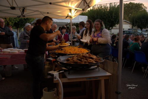 Festival Aux 1eres Loges 2024 Les Loges Virelartdaise Virelade Stands Benevoles (12)