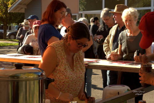 Festival Aux 1eres Loges 2024 Les Loges Virelartdaise Virelade Stands Benevoles (17)