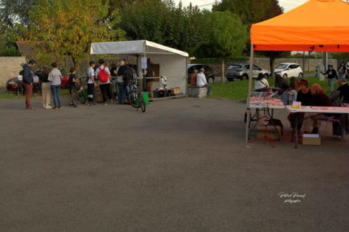 Festival Aux 1eres Loges 2024 Les Loges Virelartdaise Virelade Stands Benevoles (2)