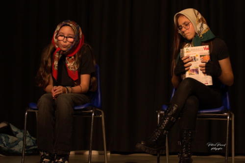 Festival Aux 1eres Loges 2024 Les Loges Virelartdaise Virelade Voyage en Absurdie (11)