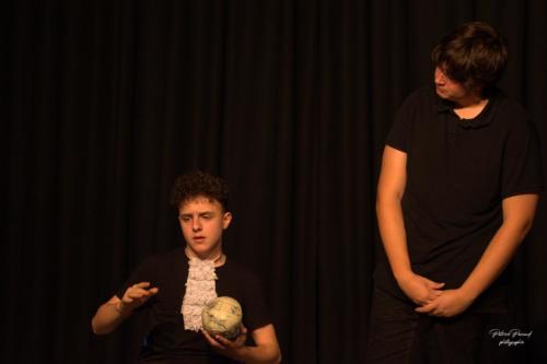 Festival Aux 1eres Loges 2024 Les Loges Virelartdaise Virelade Voyage en Absurdie (25)