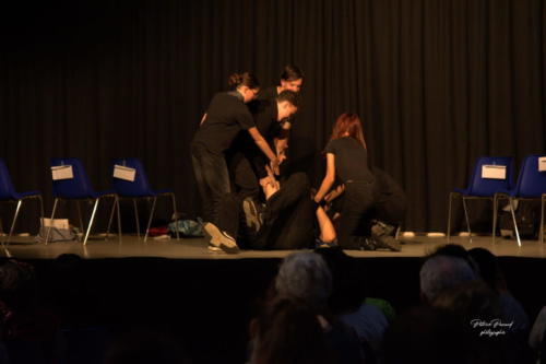 Festival Aux 1eres Loges 2024 Les Loges Virelartdaise Virelade Voyage en Absurdie (34)