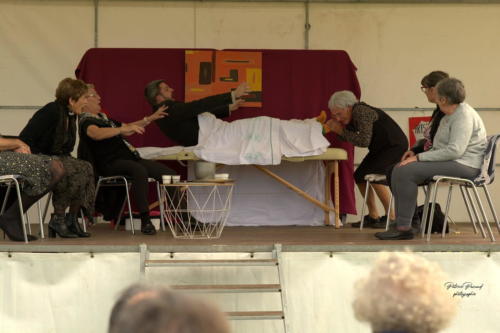 Festival Aux 1eres Loges Les Loges Virelartdaise Virelade La veillee funebre (15)