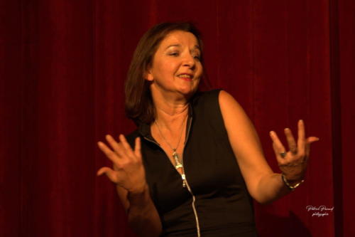 Festival Aux 1eres Loges 2024 Les Loges Virelartdaise Virelade Virginie toujours celibataire (15)