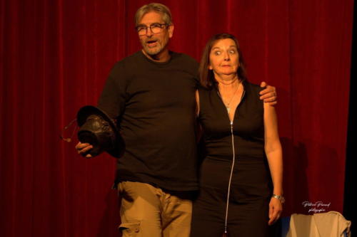 Festival Aux 1eres Loges 2024 Les Loges Virelartdaise Virelade Virginie toujours celibataire (24)