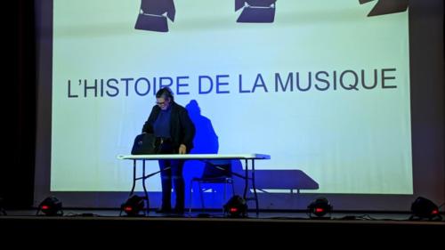 Cours d'histoire de la musique par France Festival Théâtre Aux 1ères Loges Les Loges Virelart'daise - 01 (2)