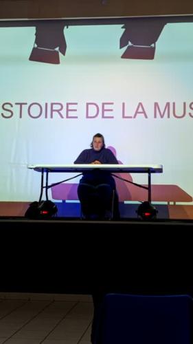 Cours d'histoire de la musique par France Festival Théâtre Aux 1ères Loges Les Loges Virelart'daise - 01 (26)
