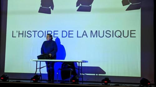 Cours d'histoire de la musique par France Festival Théâtre Aux 1ères Loges Les Loges Virelart'daise - 01 (3)