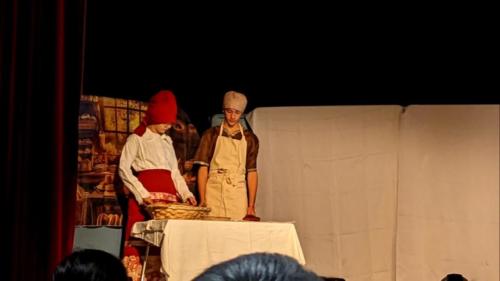 Farce nouvelle du pâté et de la tarte par Arts'Banats Scène Festival Théâtre Aux 1ères Loges Les Loges Virelart'daise - 01 (1)