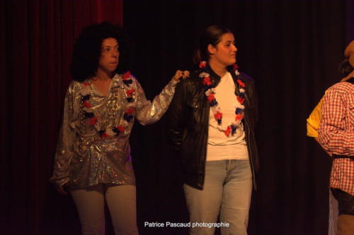 Festival Aux 1eres Loges 2023 Et Dieu Crea les fans Les Loges Virelartdaise (53)