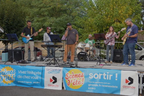 Scene d ete Virelade 2025 Les Loges Virelart daise Concert Acousteel Gang (1)