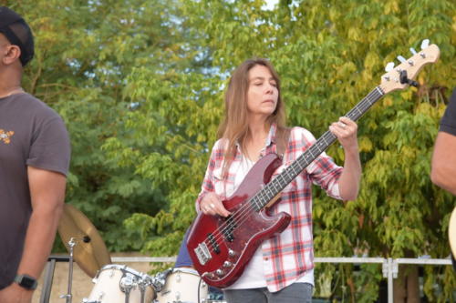 Scene d ete Virelade 2025 Les Loges Virelart daise Concert Acousteel Gang (16)