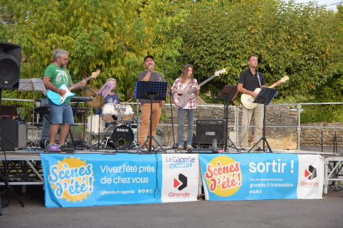 Scene d ete Virelade 2025 Les Loges Virelart daise Concert Acousteel Gang (20)