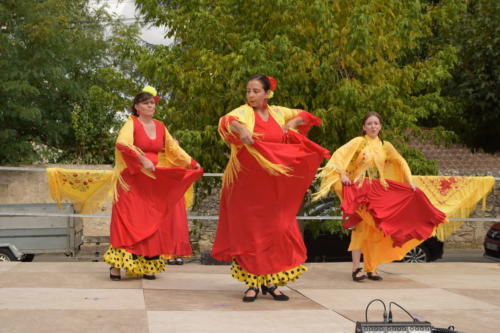 Scènes d ete 2025 Virelade Les Loges Virelart daise danses espagnoles (15)