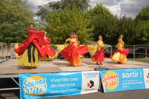 Scènes d ete 2025 Virelade Les Loges Virelart daise danses espagnoles (30)