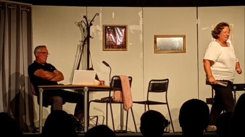 Sur le marché par Volancia Festival Théâtre Aux 1ères Loges Les Loges Virelart'daise - 01 (25)