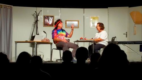 Sur le marché par Volancia Festival Théâtre Aux 1ères Loges Les Loges Virelart'daise - 01 (37)