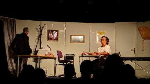 Sur le marché par Volancia Festival Théâtre Aux 1ères Loges Les Loges Virelart'daise - 01 (50)