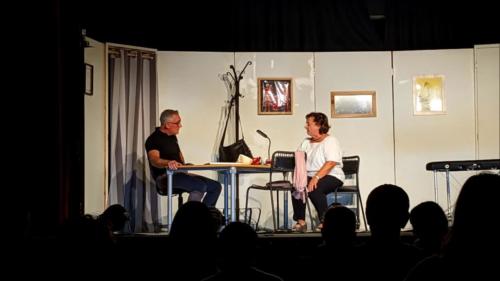 Sur le marché par Volancia Festival Théâtre Aux 1ères Loges Les Loges Virelart'daise - 01 (7)