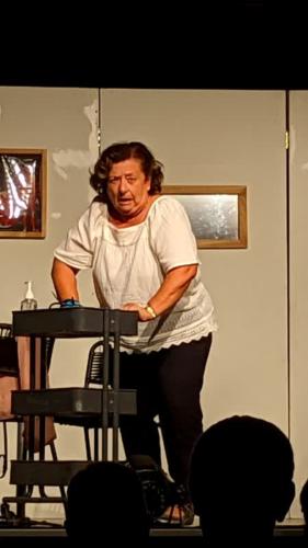 Sur le marché par Volancia Festival Théâtre Aux 1ères Loges Les Loges Virelart'daise - 01 (88)