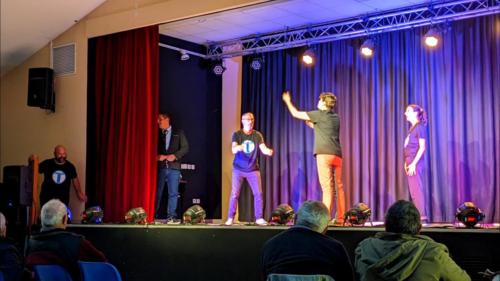 Theatre d'improvisation par Les Titans Festival Théâtre Aux 1ères Loges Les Loges Virelart'daise - 01 (46)