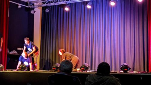 Theatre d'improvisation par Les Titans Festival Théâtre Aux 1ères Loges Les Loges Virelart'daise - 01 (66)