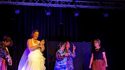 Valises un spectacle quasi sans parole par Cie Vie de Bohème Festival Théâtre Aux 1ères Loges Les Loges Virelart'daise - 01 (1 (19)