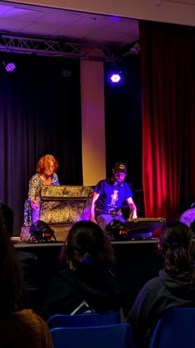Valises un spectacle quasi sans parole par Cie Vie de Bohème Festival Théâtre Aux 1ères Loges Les Loges Virelart'daise - 01 (1 (71)
