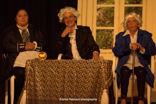 Ecole de théâtre Thalie, pièce Paroles; Paroles au Festival Aux 1ères Loges - Les Loges Virelart'daise