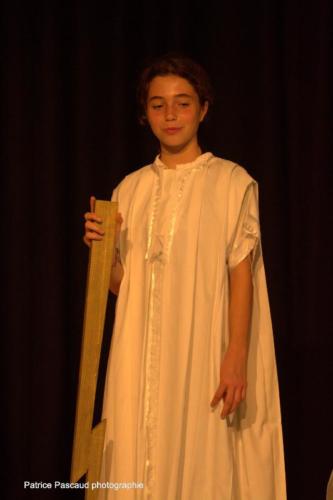 Ecole de Théâtre Thalie, pièce Enquête sur l'Olympe, au Festival Aux 1ères Loges - Les Loges Virelart'daise 10