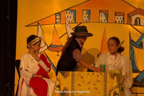 Ecole de théâtre Thalie, pièce Le Tournoi au Festival Aux 1ères Loges - Les Loges Virelart'daise 6
