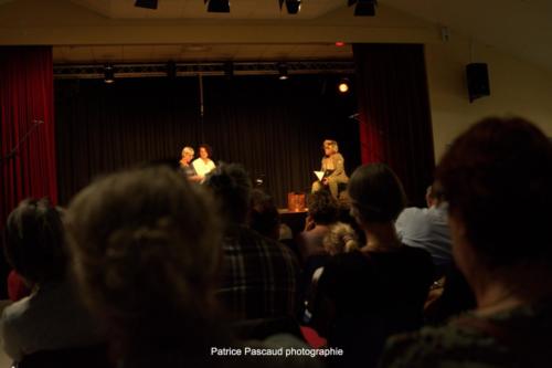 Ecole de Théâtre Vie de Bohème, pièce Juste 6 femmes au Festival Aux 1ères Loges - Les Loges Virelart'daise 5