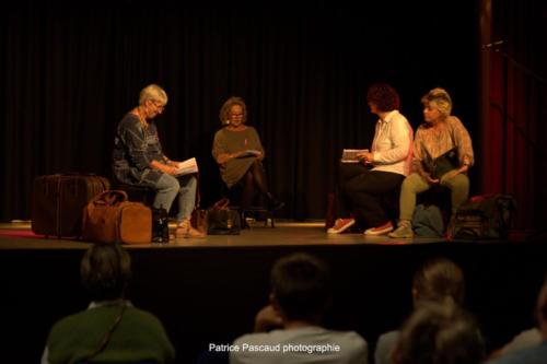 Ecole de Théâtre Vie de Bohème, pièce Juste 6 femmes au Festival Aux 1ères Loges - Les Loges Virelart'daise 8