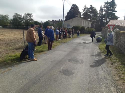 Troupe de Théâtre de déambulation Atelier des 2 rives - Festival Aux 1ères Loges - Les Loges Virelart'daise 5