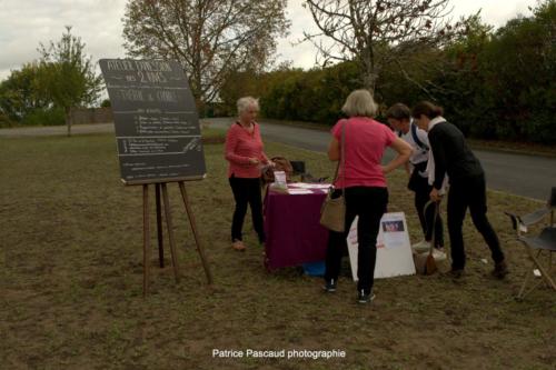 Troupe de Théâtre de déambulation Atelier des 2 rives - Festival Aux 1ères Loges - Les Loges Virelart'daise 6