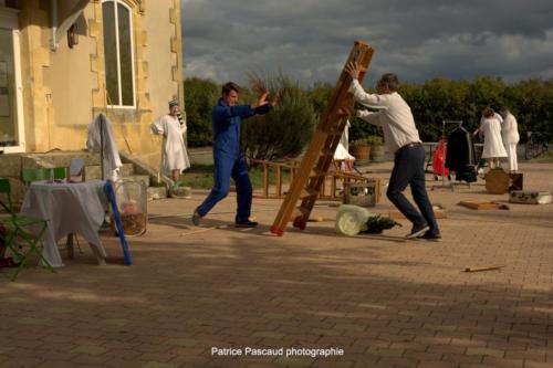 Troupe de Théâtre Les Sans Scène Fixe, pièce Le Barbouillé au Festival Aux 1ères Loges - Les Loges Virelart'daise 4