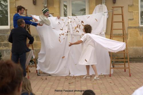 Troupe de Théâtre Les Sans Scène Fixe, pièce Le Barbouillé au Festival Aux 1ères Loges - Les Loges Virelart'daise 16