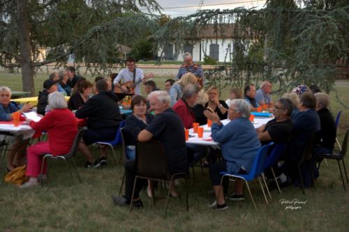 Repas Guinguette - Les Loges Virelart'daise - Photo 9