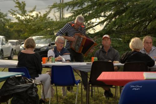 Repas Guinguette - Les Loges Virelart'daise - Photo 2