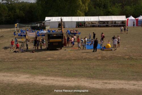 Atelier de cirque de Oustiti Circus au Festival Musica Vir'live de Virelade 4