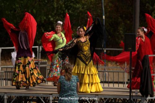 Démonstration de danse Sévillanes proposée par l'association Avirbol au Festival Musica Vir'live à Virelade 17