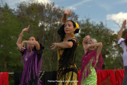 Démonstration de danse Sévillanes proposée par l'association Avirbol au Festival Musica Vir'live à Virelade 18