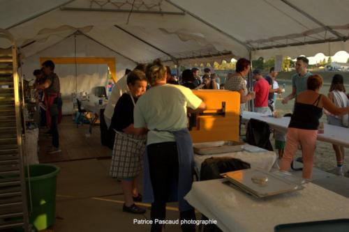 Bénévoles au Festival Musica Vir'Live de Virelade - Restauration - Temps Libre Vireladais 4